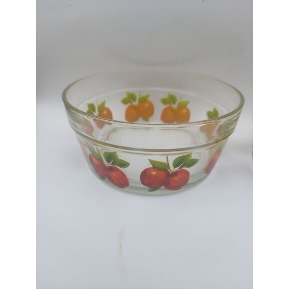 4 Vintage Glass Graduated Bowls Apple Design - Picture 3 of 5